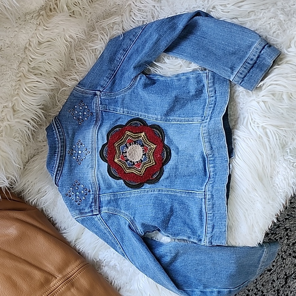 mary-kate and ashley denim jacket